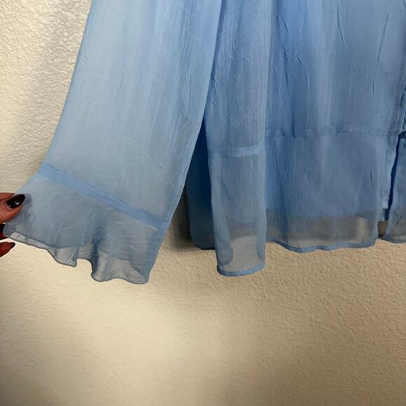 Maggie Barnes Women’s Sheer Light Blue Button Down Chiffon Blouse Size 2X - Picture 3 of 9